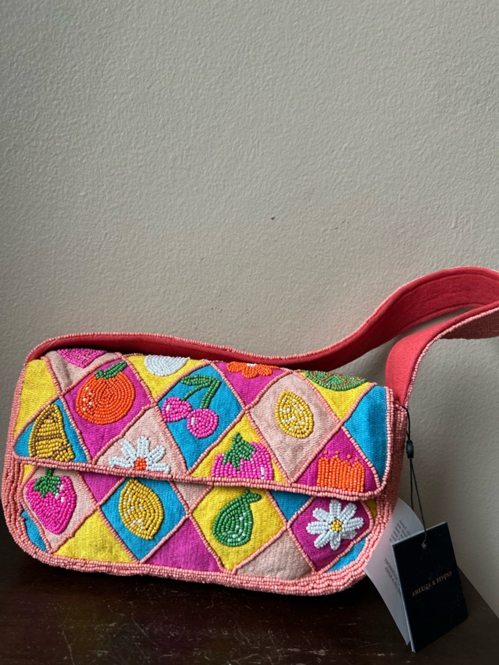 America & Beyond Beaded Pink Colorful Fruit Floral Shoulder Bag New - Picture 2 of 9